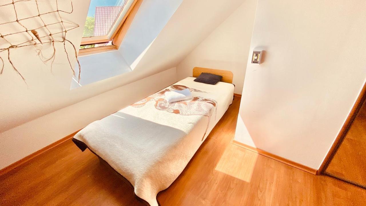 Sonnige Maisonette-Wohnung Mit Blick Auf Die Bucht Dziwnów 外观 照片
