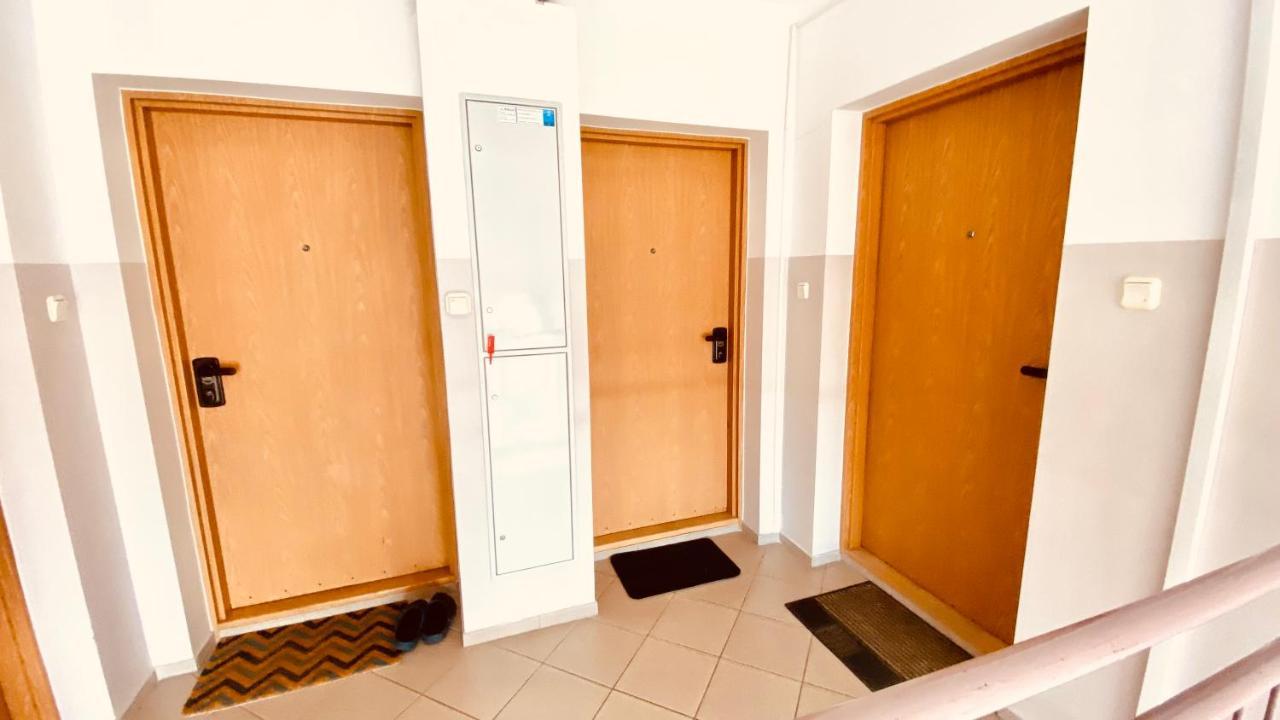 Sonnige Maisonette-Wohnung Mit Blick Auf Die Bucht Dziwnów 外观 照片