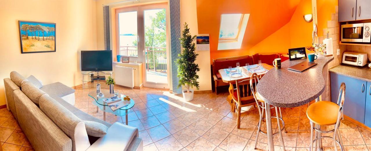 Sonnige Maisonette-Wohnung Mit Blick Auf Die Bucht Dziwnów 外观 照片